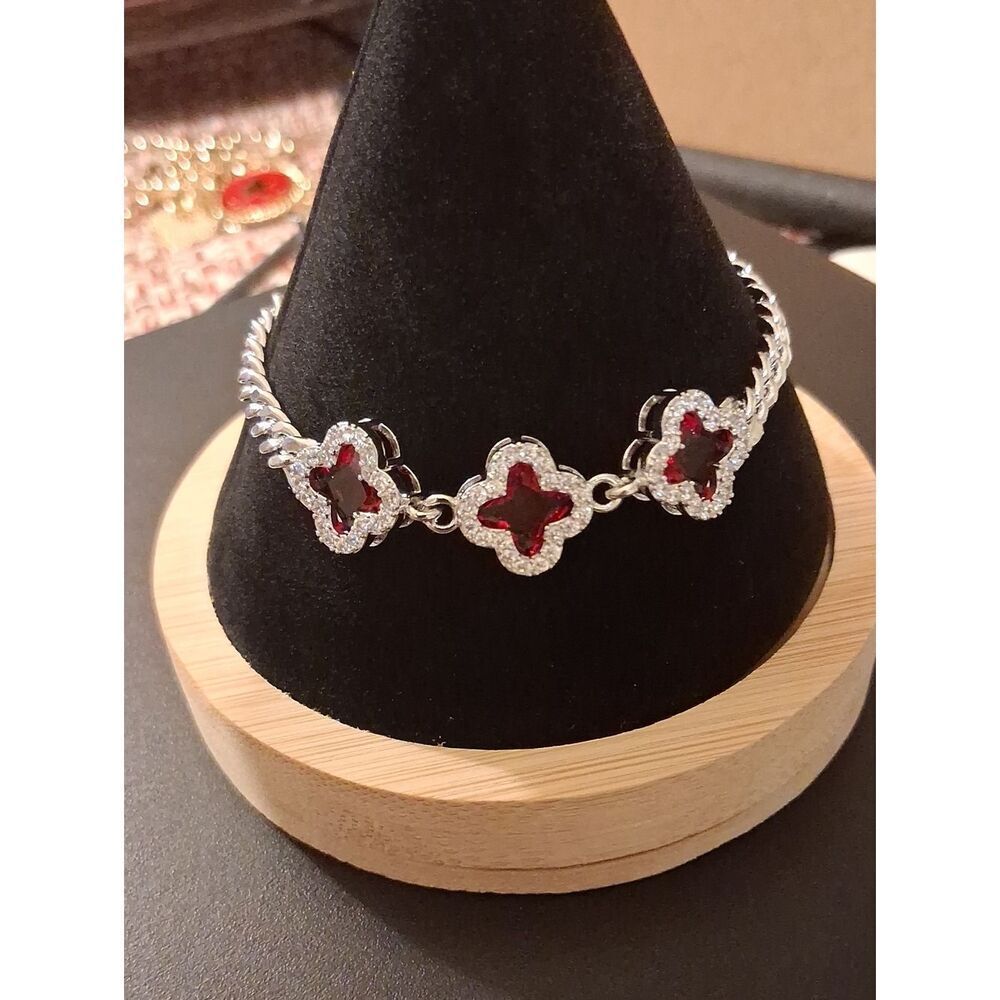 18k White Gold CZ Ruby Clover Chain Link Bracelet With Box Lock. New